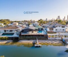 10 Pensacola Court, Broadbeach Waters